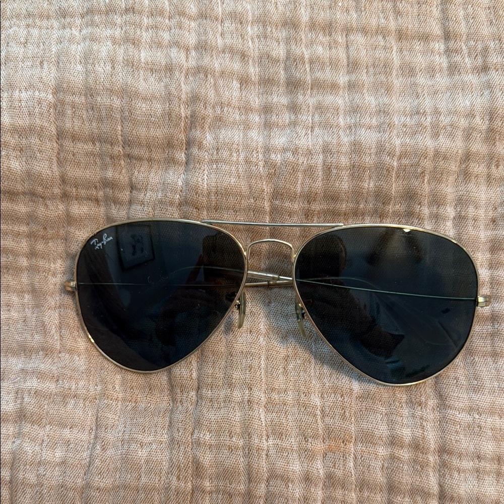 Ray-Ban Black Classic Aviator Sunglasses
